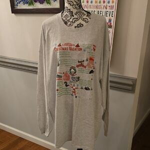 Gildan Gray Long Sleeve Tee with Christmas Print